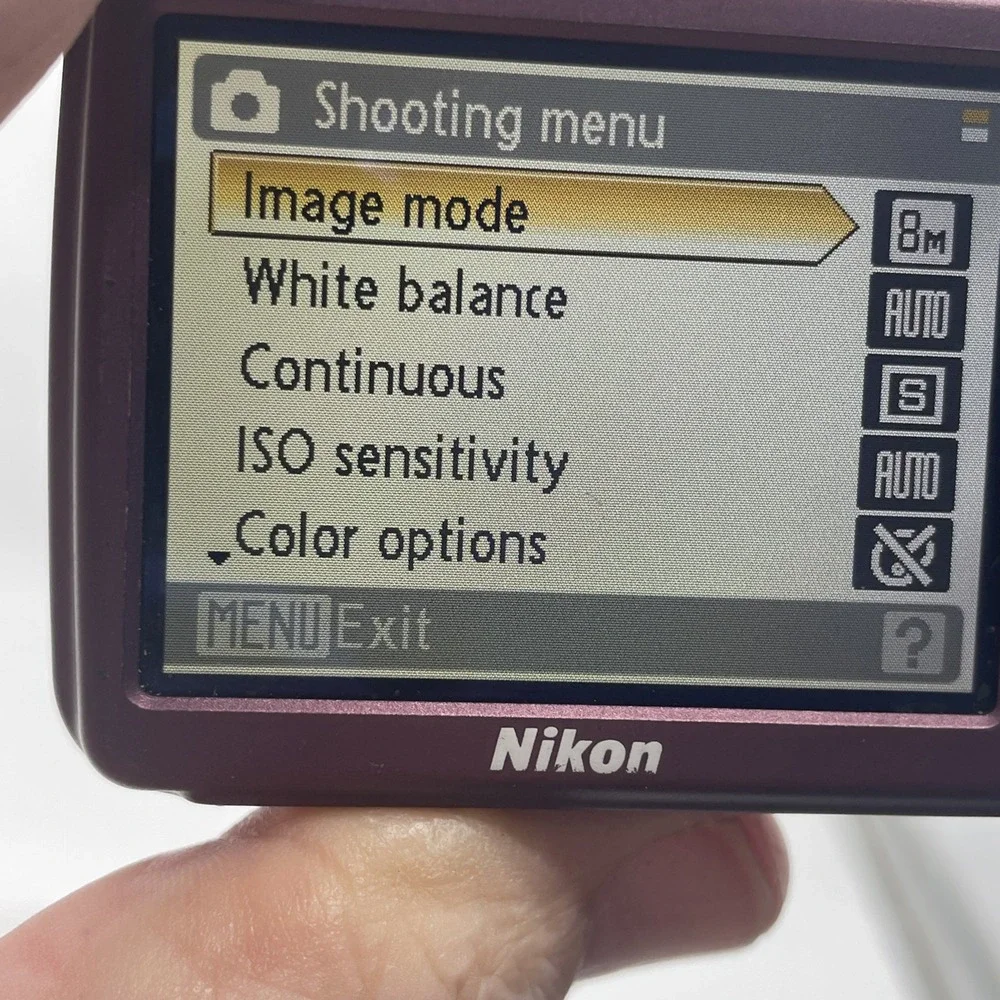 Nikon coolpix s210